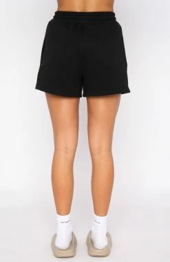 So Predictable Lounge Shorts Black -Outlet The Lounge Vibe Store 01.06.22 1125