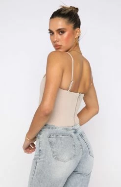 Living Large Bustier Beige -Outlet The Lounge Vibe Store 01.06.22 1601
