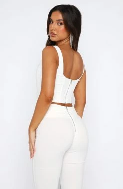 Girls Need Love Bustier White -Outlet The Lounge Vibe Store 02.06.2330567