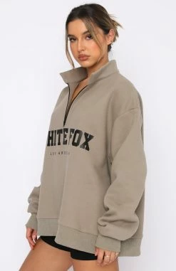 High Standard Zip Front Sweater Mocha -Outlet The Lounge Vibe Store 02.09.21 512