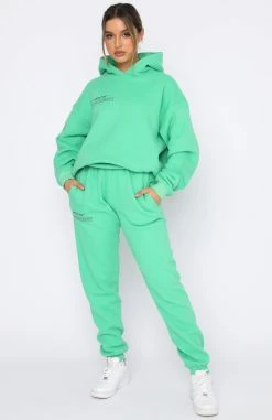 She's A Baddie Hoodie Jolly Green -Outlet The Lounge Vibe Store 02.09.21 688