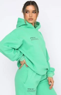 She's A Baddie Hoodie Jolly Green -Outlet The Lounge Vibe Store 02.09.21 696
