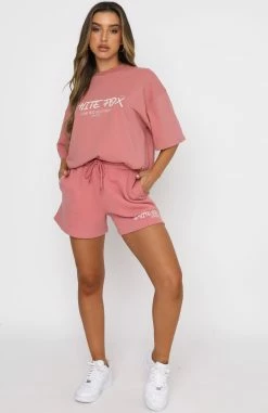 Step Back Oversized Tee Berry 9 Step Back Oversized Tee Berry -Outlet The Lounge Vibe Store 03.12.20p2 195