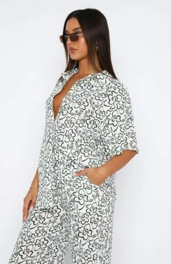 One More Chance Shirt Green Spring Floral 8 One More Chance Shirt Green Spring Floral -Outlet The Lounge Vibe Store 04.05.2327682