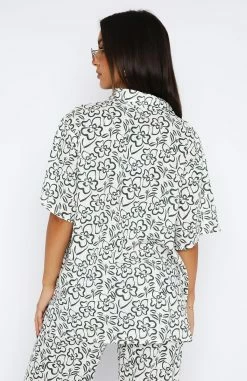 One More Chance Shirt Green Spring Floral 9 One More Chance Shirt Green Spring Floral -Outlet The Lounge Vibe Store 04.05.2327696