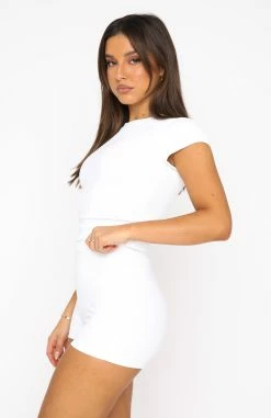 Take Me There Ribbed Baby Tee White -Outlet The Lounge Vibe Store 04.08.22 457