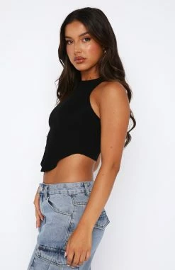 Not Perfect Top Black -Outlet The Lounge Vibe Store 04.08.2344879