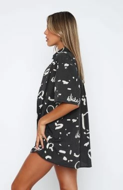 Cabo Cutie Button Up Shirt Black Scribble -Outlet The Lounge Vibe Store 05.01.221715