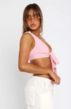 Falling Into You Tie Front Crop Baby Pink -Outlet The Lounge Vibe Store 05.04.2324647