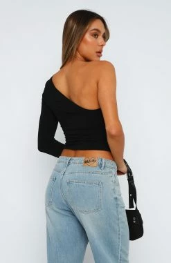 Midnight Talks One Shoulder Top Black 7 Midnight Talks One Shoulder Top Black -Outlet The Lounge Vibe Store 07.07.2324305