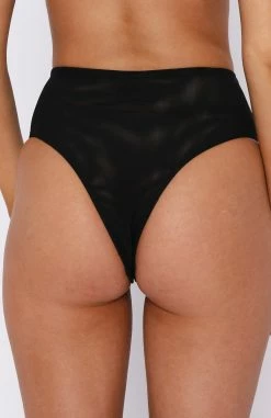 Total Mood Mesh Hot Pants Black -Outlet The Lounge Vibe Store 07.10.225148
