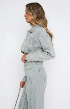 Love You Again Denim Jacket Light Blue Acid Wash -Outlet The Lounge Vibe Store 08.06.2331304