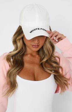 Wait Your Turn Cap White -Outlet The Lounge Vibe Store 08.06.2332191