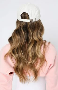 Wait Your Turn Cap White -Outlet The Lounge Vibe Store 08.06.2332200