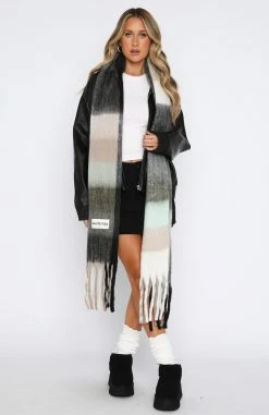 Winter Warmth Oversized Scarf Teal -Outlet The Lounge Vibe Store 08.06.2332334