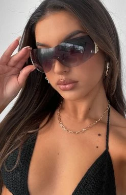 Zoey Sunglasses Black -Outlet The Lounge Vibe Store 09 06 2023 10 18 35