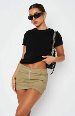 Figure It Out Tee Black -Outlet The Lounge Vibe Store 09.03.231656