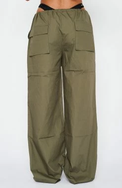 Everything I Want Pants Khaki 13 Everything I Want Pants Khaki -Outlet The Lounge Vibe Store 09.03.231926