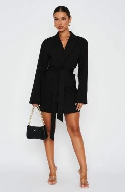 Confident Blazer Black -Outlet The Lounge Vibe Store 09.03.232302