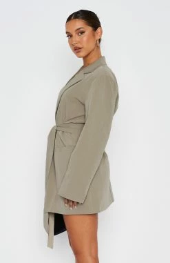 Confident Blazer Grey -Outlet The Lounge Vibe Store 09.03.232363 175839d8 3dde 432c 928f 404658da9f4d