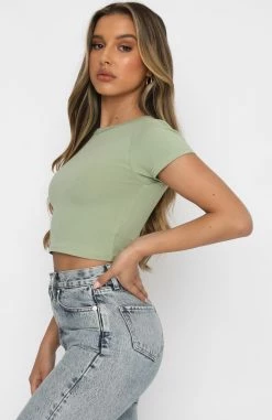 Switching Sides Crop Sage -Outlet The Lounge Vibe Store 10.06.20 2141