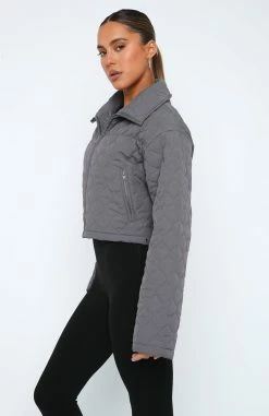 Too Distant Cropped Puffer Jacket Charcoal 6 Too Distant Cropped Puffer Jacket Charcoal -Outlet The Lounge Vibe Store 11.05.2319188