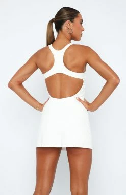 Out To Win Mini Dress White -Outlet The Lounge Vibe Store 11.05.2319344