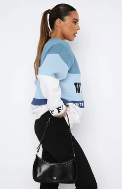 Latest And Greatest Oversized Sweater Dusty Blue 7 Latest And Greatest Oversized Sweater Dusty Blue -Outlet The Lounge Vibe Store 11.08.2346392