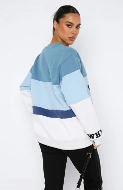 Latest And Greatest Oversized Sweater Dusty Blue 8 Latest And Greatest Oversized Sweater Dusty Blue -Outlet The Lounge Vibe Store 11.08.2346401