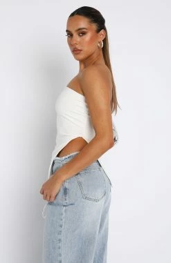 One More Night Strapless Top White -Outlet The Lounge Vibe Store 11.08.2347914