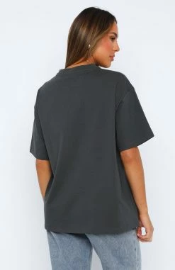 She's Unbothered Oversized Tee Charcoal -Outlet The Lounge Vibe Store 14.07.23 0265