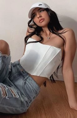 Patience Corset White -Outlet The Lounge Vibe Store 145144038 739697579984285 6501905911407946503 n