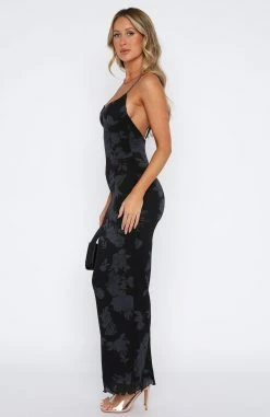 I Don't Miss You Maxi Dress Noir Rose -Outlet The Lounge Vibe Store 15.06.2332975