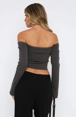 It's Just Us Long Sleeve Top Charcoal -Outlet The Lounge Vibe Store 15.06.2333491
