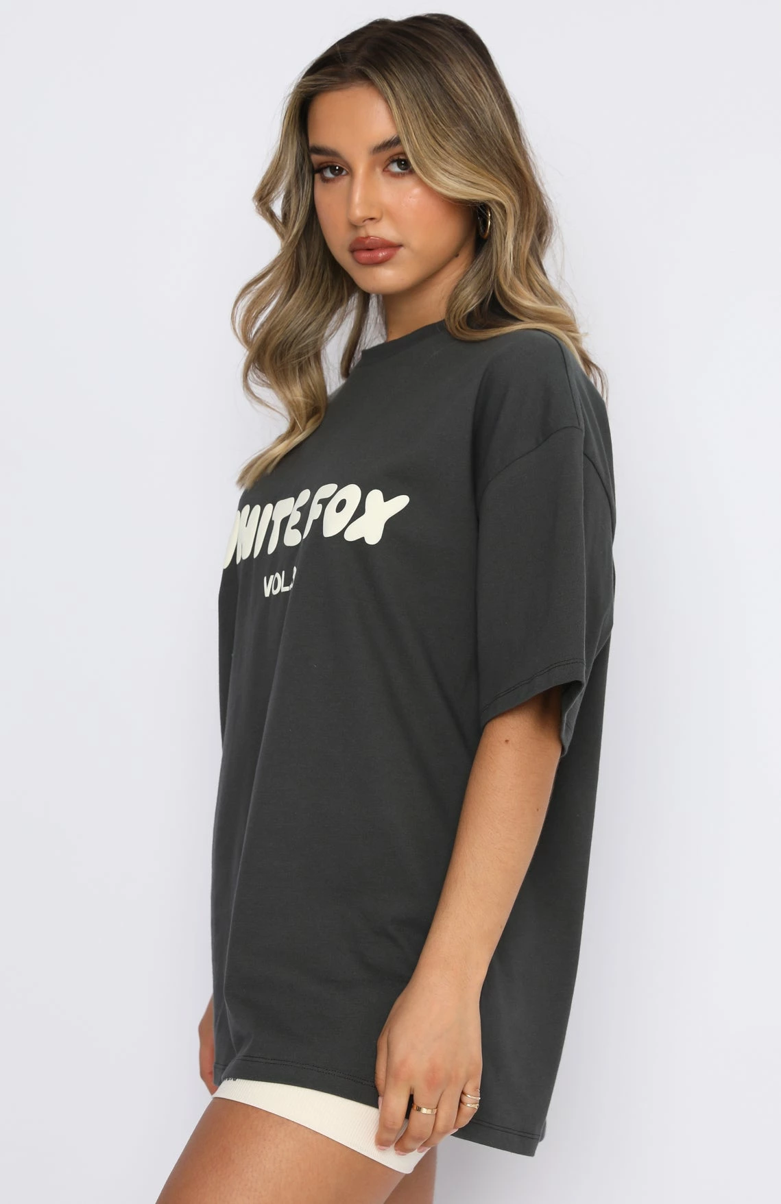 Offstage Oversized Tee Shadow 3 Offstage Oversized Tee Shadow - Image 3
