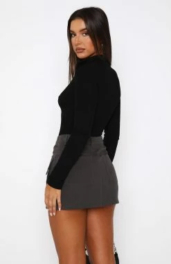 Take A Walk Long Sleeve Ribbed Bodysuit Black -Outlet The Lounge Vibe Store 16.03.2321299