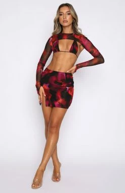 Capture This Long Sleeve Crop Pink Flame Print -Outlet The Lounge Vibe Store 17.02.22 306