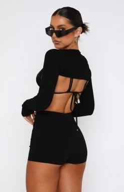 In Focus Mini Shorts Black -Outlet The Lounge Vibe Store 17.11.2214794