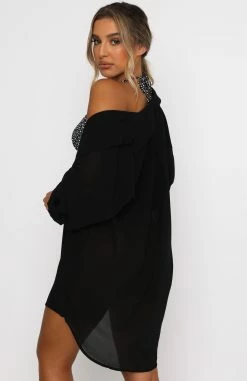 Over The Top Oversized Shirt Black -Outlet The Lounge Vibe Store 17.12.20 858 3b578cc6 4c94 4966 a6c4 3e94e76bf010