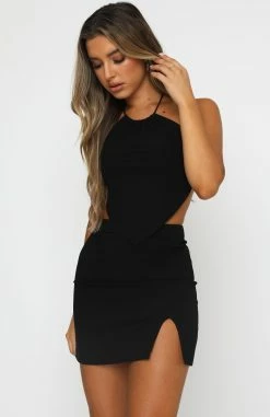 In Focus Mini Skirt Black 11 In Focus Mini Skirt Black -Outlet The Lounge Vibe Store 18.01.21 1460 0a684962 3f11 4af5 9506 e4c59276120b