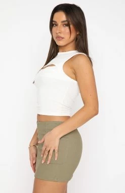 Give It To Me Mini Skirt Moss -Outlet The Lounge Vibe Store 18.08.22 254