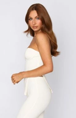 Make A Comeback Top Cream 13 Make A Comeback Top Cream -Outlet The Lounge Vibe Store 19.01.22 1354