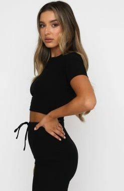 It's Meant To Be Crop Black -Outlet The Lounge Vibe Store 19.11.20 1240