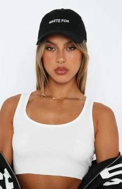 Time To Travel Cap Black -Outlet The Lounge Vibe Store 2.3.2310415