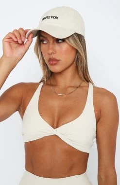 Time To Travel Cap Bone -Outlet The Lounge Vibe Store 2.3.2310423