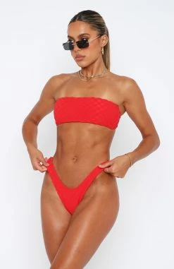 Queen Of The Beach Bottoms Red Terry -Outlet The Lounge Vibe Store 2.3.2311232 0d3374b1 6005 42fc ba65 c0f9585f26d0