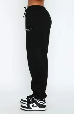 Put It On Repeat Sweatpants Black -Outlet The Lounge Vibe Store 2.3.2311882