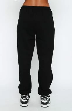 Put It On Repeat Sweatpants Black -Outlet The Lounge Vibe Store 2.3.2311885