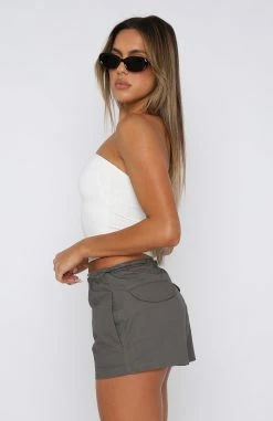 Skip The Line Shorts Charcoal -Outlet The Lounge Vibe Store 20.07.23 240622