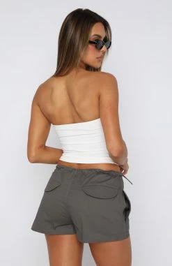Skip The Line Shorts Charcoal -Outlet The Lounge Vibe Store 20.07.23 240627